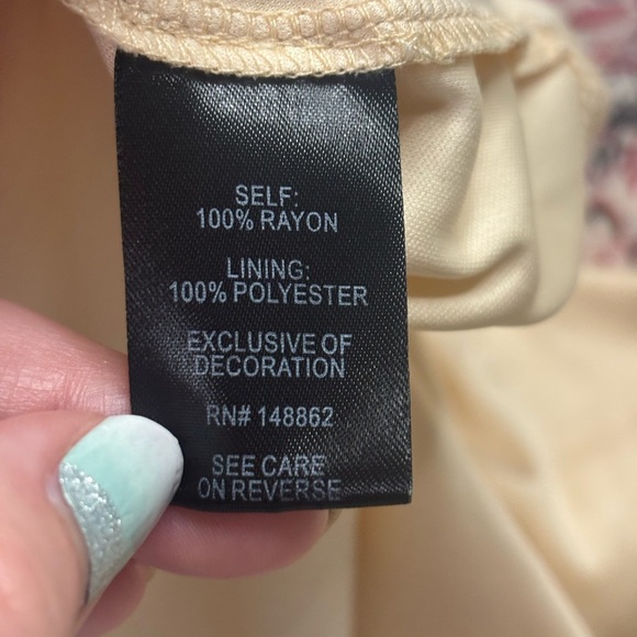 Torrid Size 4 Mini Gauze Lace-Up Skater Dress Red Paisley Print 4X Plus - Picture 6 of 7